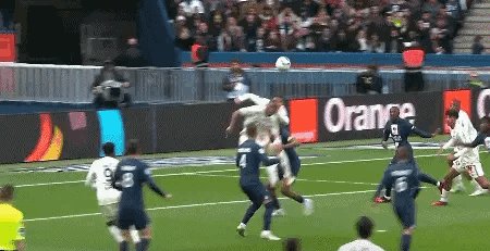 1676810093633077422.gif 3.gif